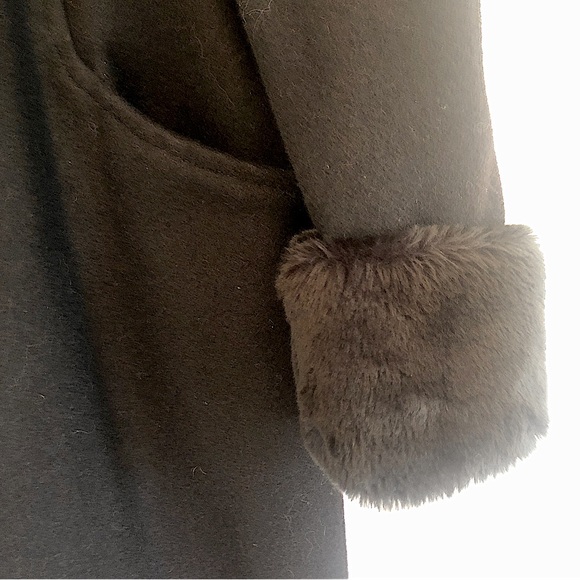 Black Wool Coat, Faux Fur & Leopard-Lined Hood, Size 12P - Picture 6 of 10